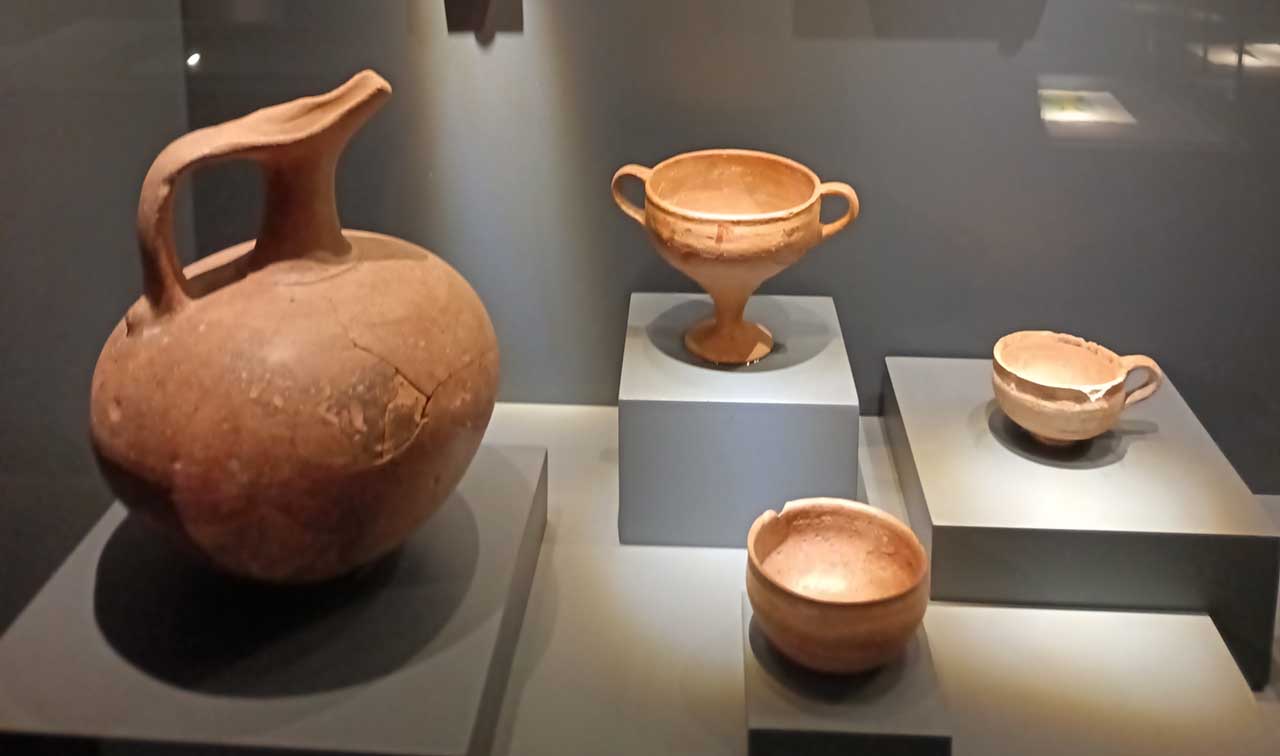 Ceramic vases