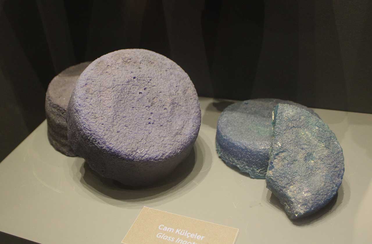 Glass ingots